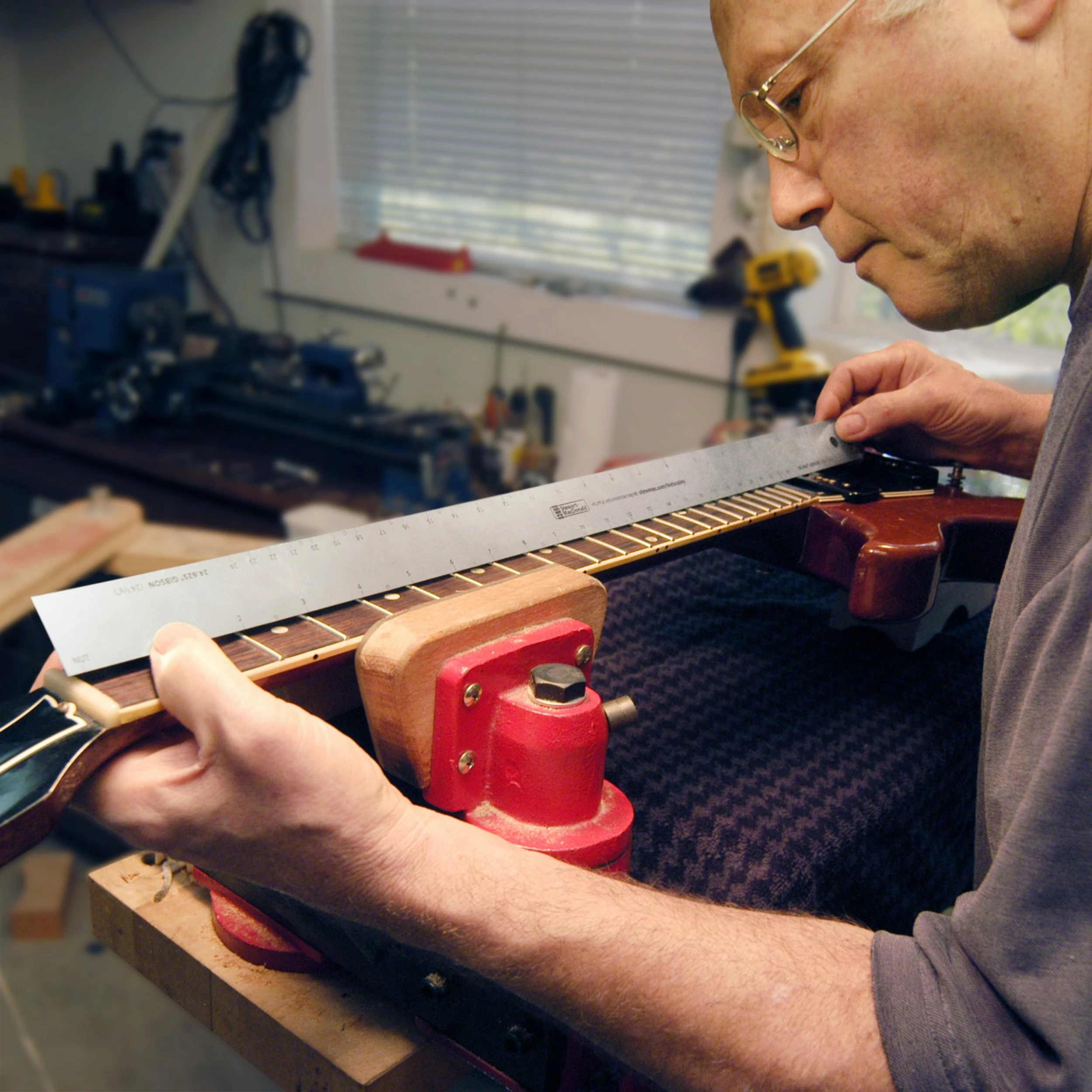 Fret Scale Ruler - StewMac 1 Fret Scale Ruler - StewMac