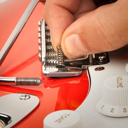 Trem-Arm Tension Spring - StewMac 2 Trem-Arm Tension Spring - StewMac - Image 2