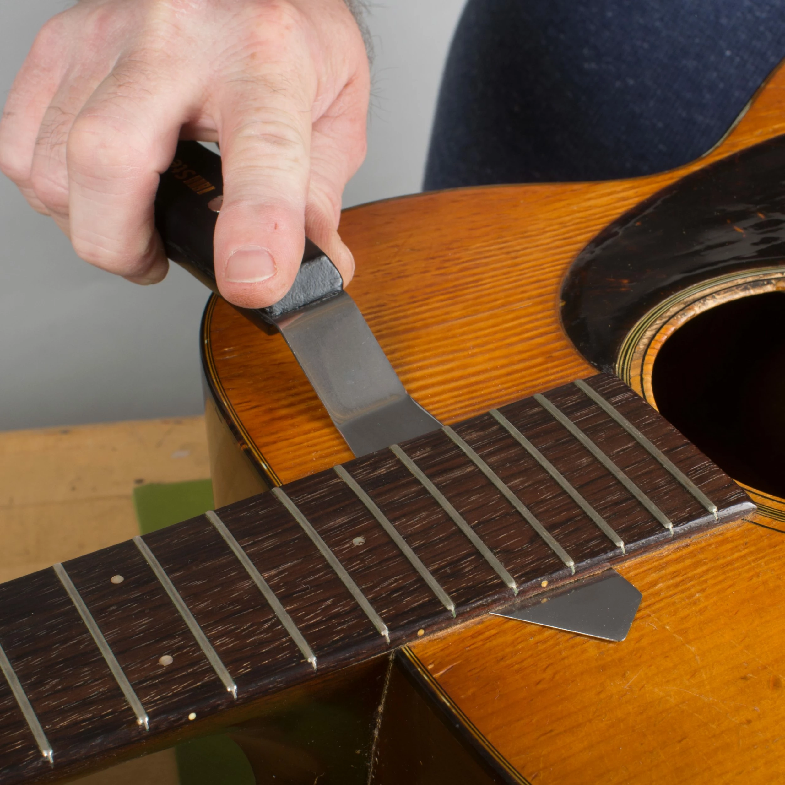 Original Small, Guitar Repair Palette Knife - StewMac 2 Original Small, Guitar Repair Palette Knife - StewMac - Image 2